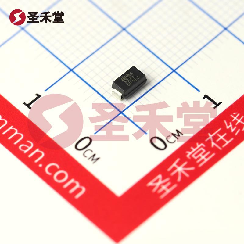 SM4T28CAY 产品实物图片